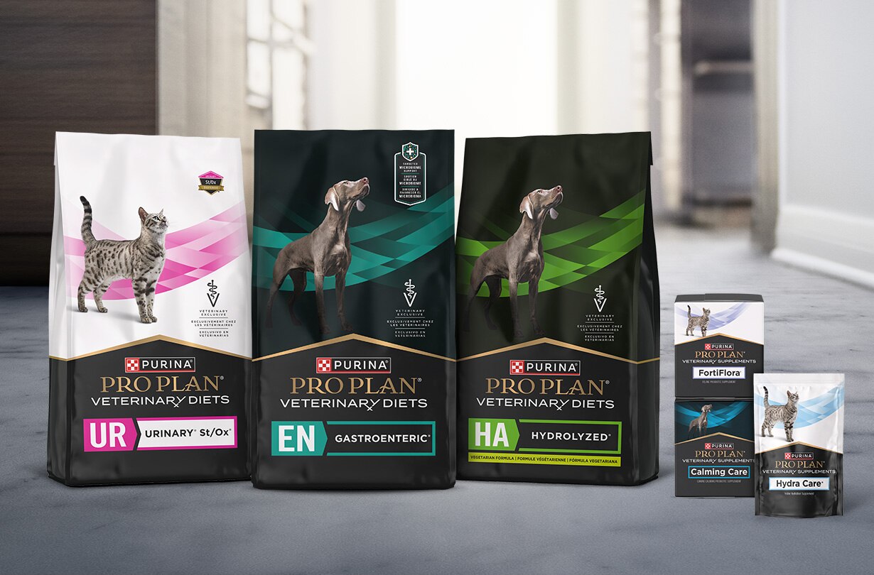 Lineup of canine and feline Pro Plan Veterinary Diets and Supplements.